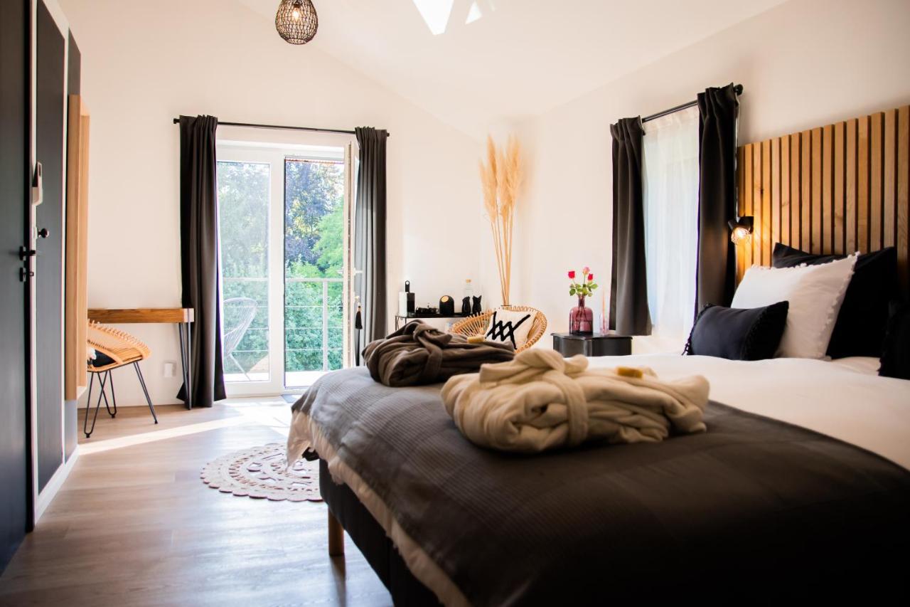 Au Calme De Hosdent Bed & Breakfast Braives Bagian luar foto