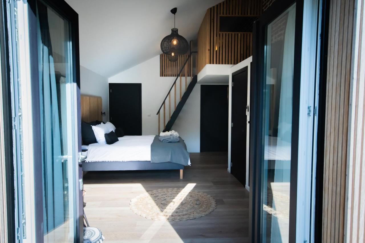 Au Calme De Hosdent Bed & Breakfast Braives Bagian luar foto